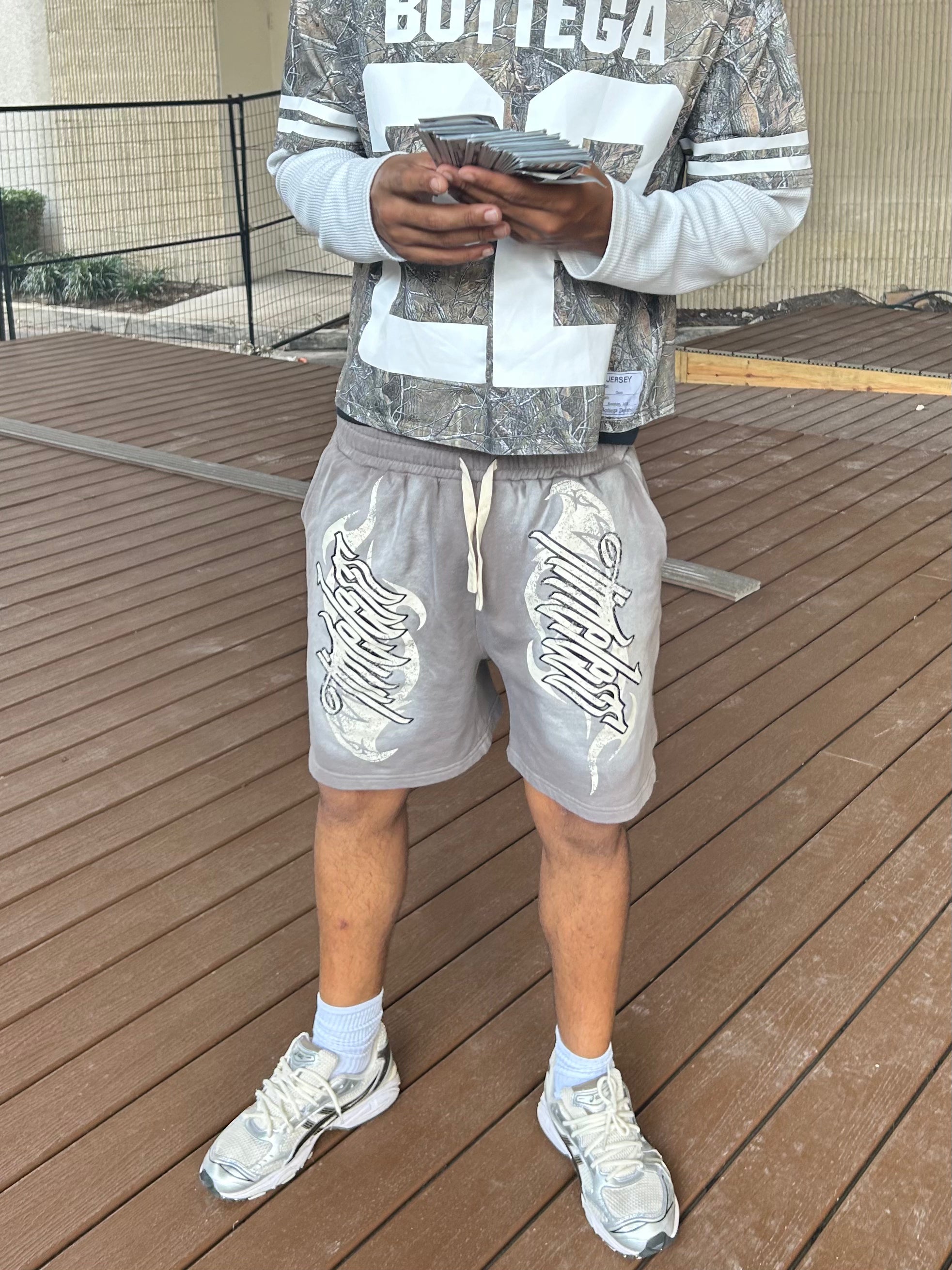 Grey eagle "Timeless" shorts
