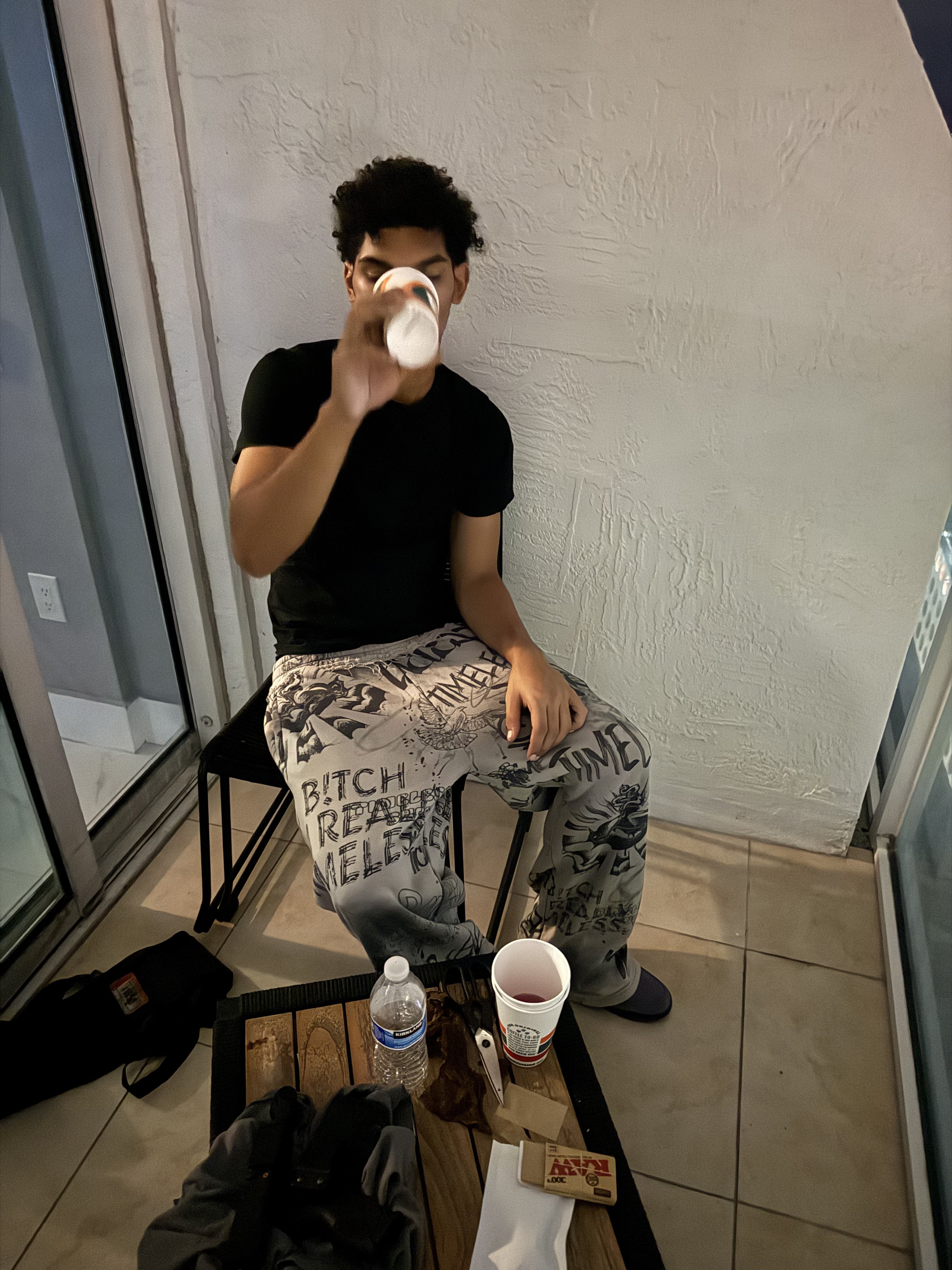 GREY "EXPRESSION" SWEATS